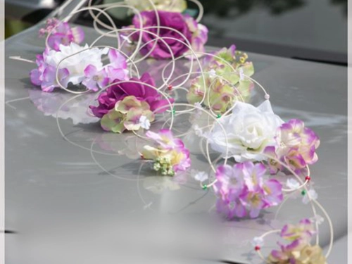 Décoration voiture mariage: une touche d'élégance pour le grand jour