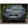 Déco voiture des mariés couleur bleu violet crème