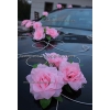 Decoration voiture de mariés rosé roses et le coeur