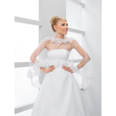 Cape en tulle pour la mariee