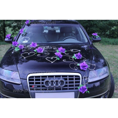 Decoration voiture de mariés roses violette