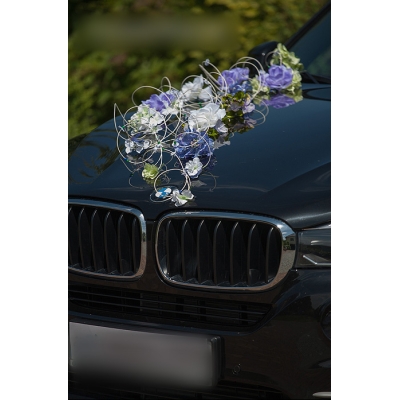 BMW  -voiture de mariage avec décoration
