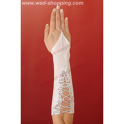 Gants de mariée avec un large motif ornemental