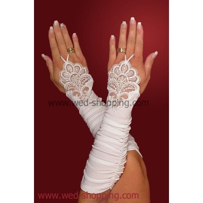 Gants avec perles un motif ornemental