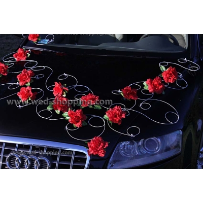 Décoration voiture balai mariage roses rouges