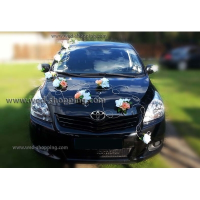 Décoration voiture mariage kit roses