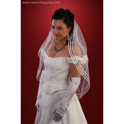 Voile avec bordure de trois rubans