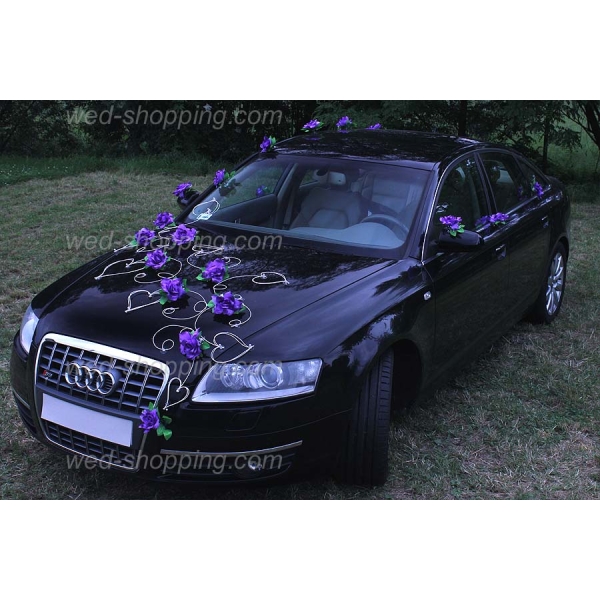 Decoration voiture de mariés roses violette