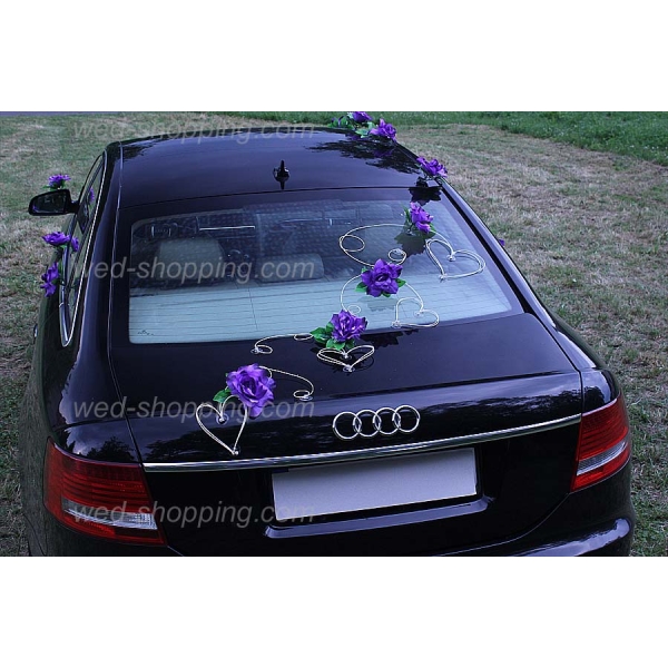 Decoration voiture de mariés roses violette
