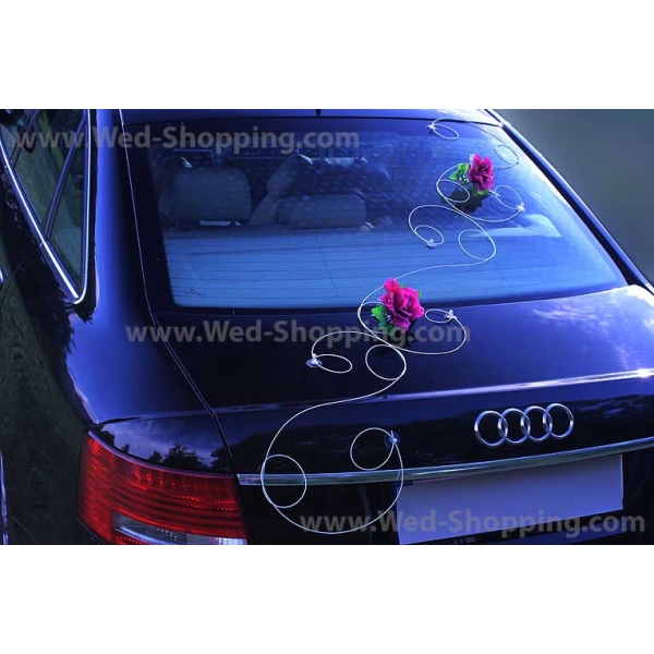 Décoration voiture mariage Bourgogne roses