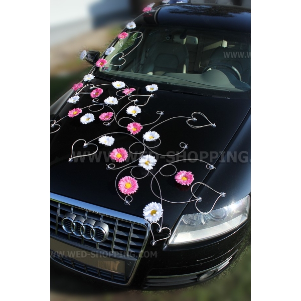 Rose et blanc gerberas décoration voiture mariage