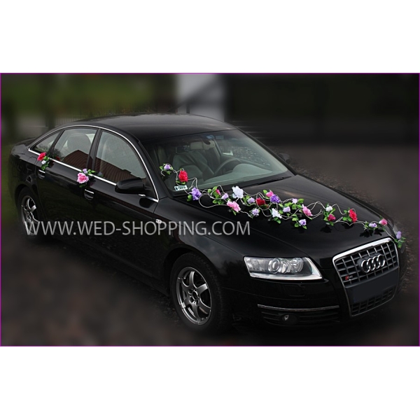 Decoration voiture mariage roses