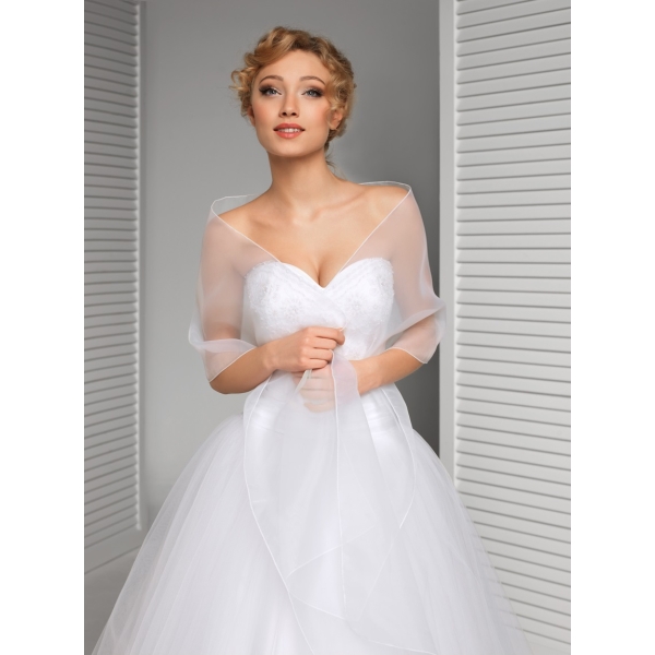 Étole organza pour la mariée