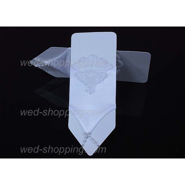 Communion Gants avec un ornement