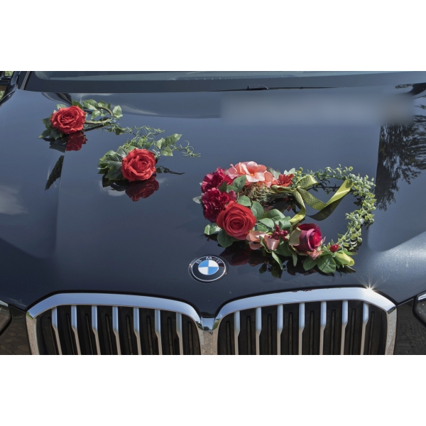 Grand cœur floral Zara pour voiture de mariage