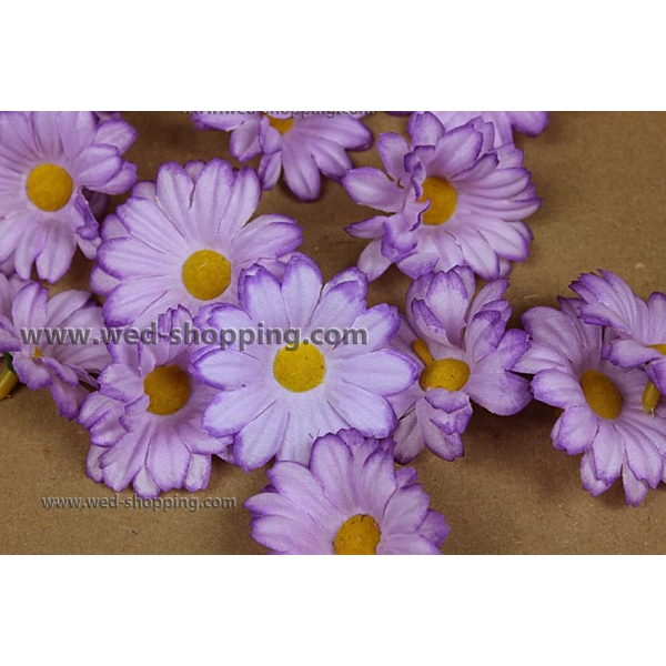 Margueritespurpre violet avec des ventouses pour la décoration de voiture de mariage