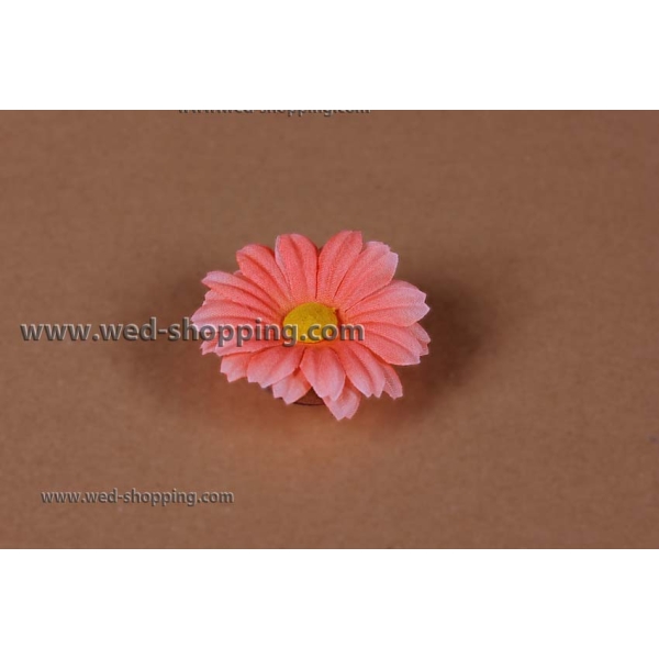 Marguerites pêche avec des ventouses pour la décoration de voiture de mariage