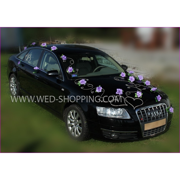 Decoration voiture de mariage violet clair roses
