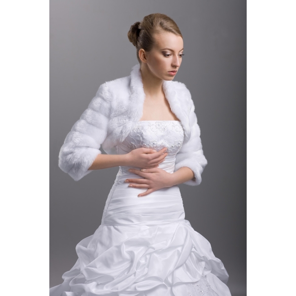 Boléro de mariée en fausse fourrure