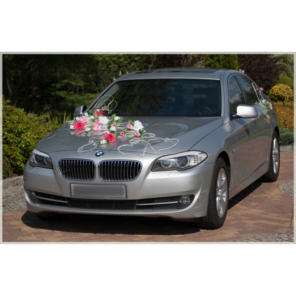 Rose Élégance - voiture mariage avec decoration