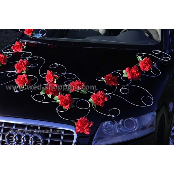 Décoration voiture balai mariage roses rouges
