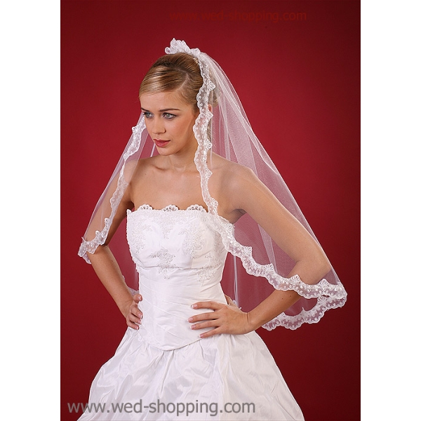 Voile de mariée - broderie et paillettes sur mousseline