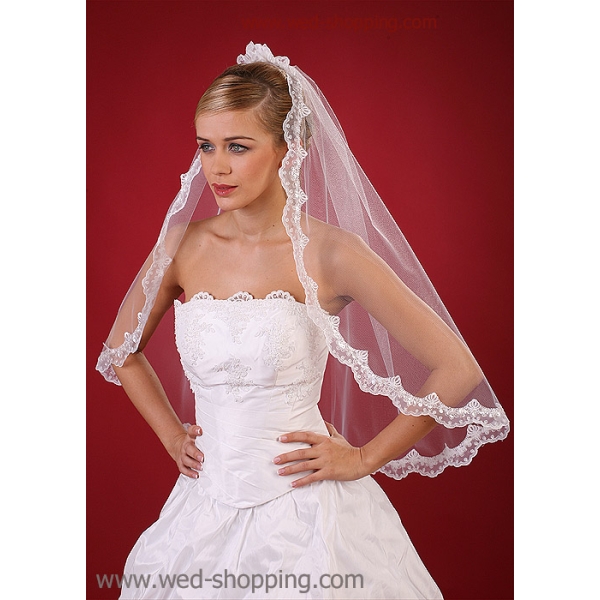 Voile de mariée - broderie et paillettes sur mousseline