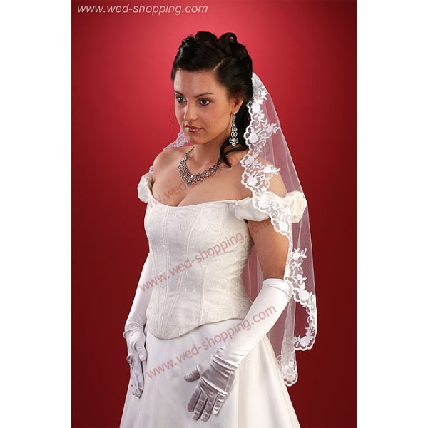 Voile de mariee avec dentelle